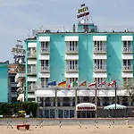 Hotel Sanremo 3*