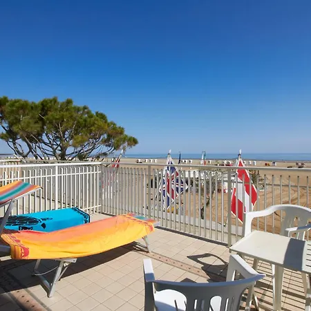 Hotel Sanremo 3*